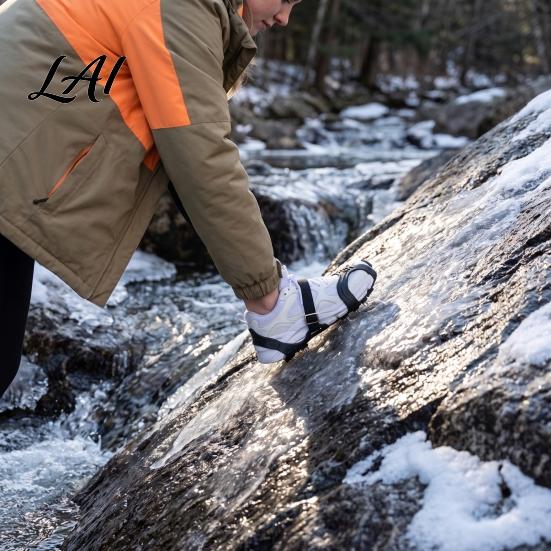 Winter Hiking Accessories 1 Pair Ice Cleats Crampons with 11 Studs Outdoor Walking Steel Claw Traction Snow Grips Non-slip Shoes Boot Spikes