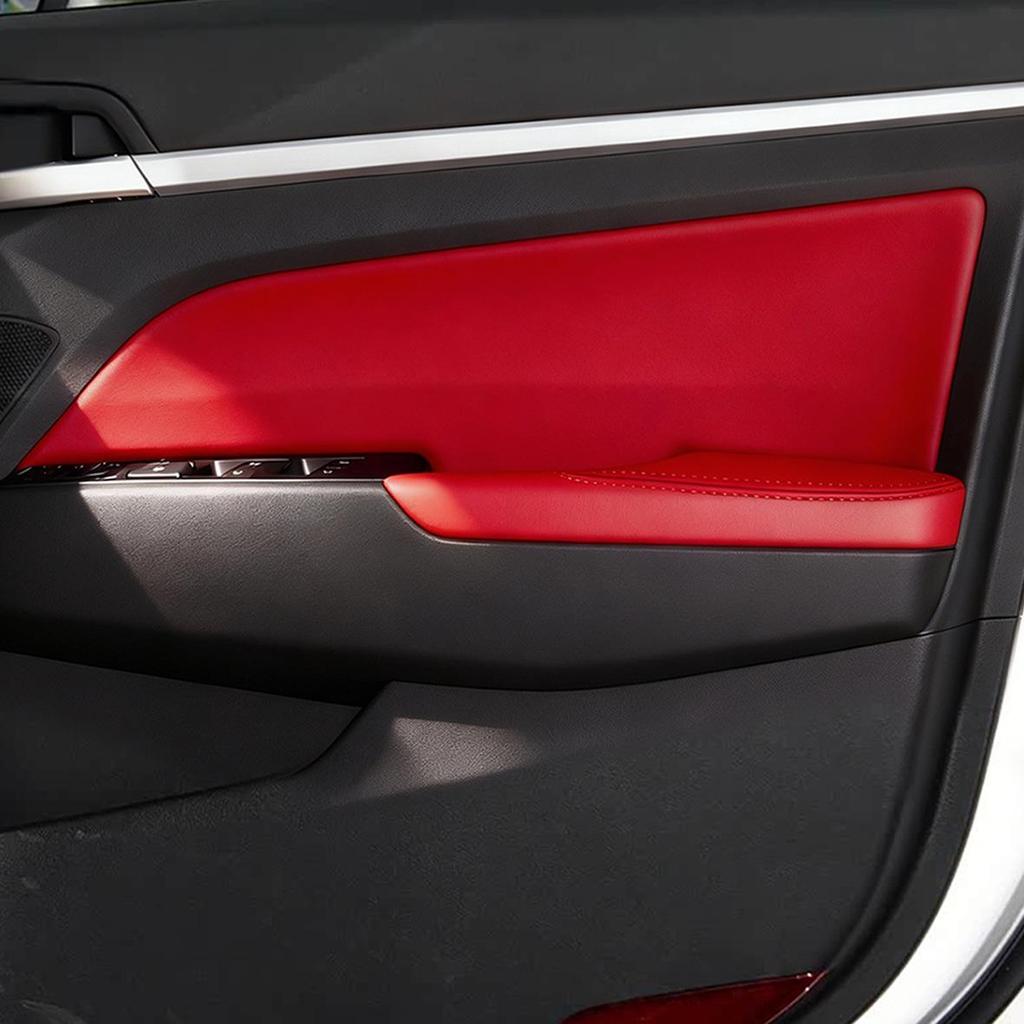 Реставрация кожаной дверной панели и подлокотника Hyundai Elantra 16-19.