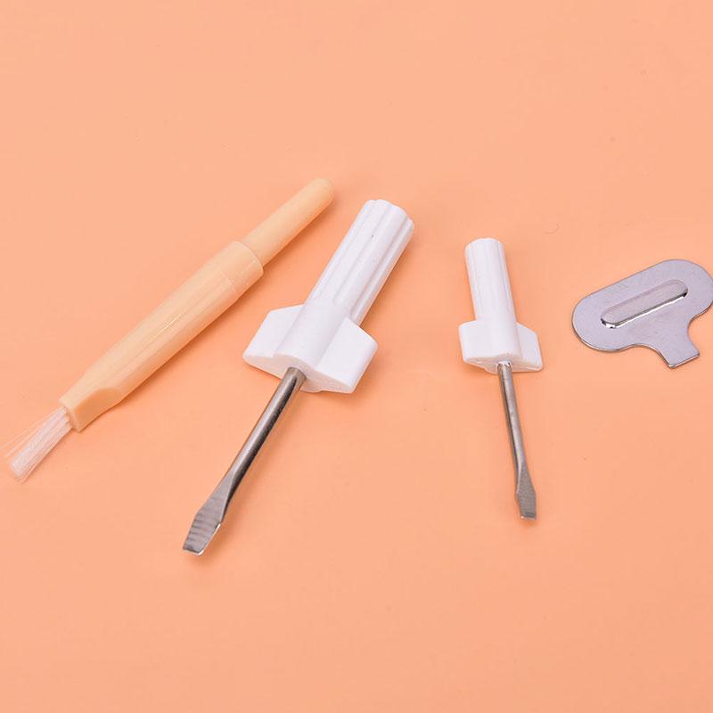 4Pc/Set Needle Plate Driver Sewing Screwdriver Cleaning Brush Sewing Repair Tool