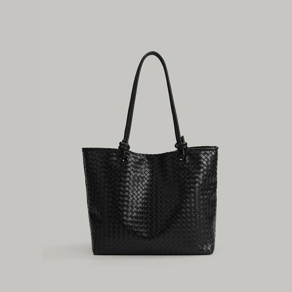 Unique Design Woven Tote Bag for Women 2025 New Fashion Commuting Versatile Large Capacity Handbag Shoulder Bag