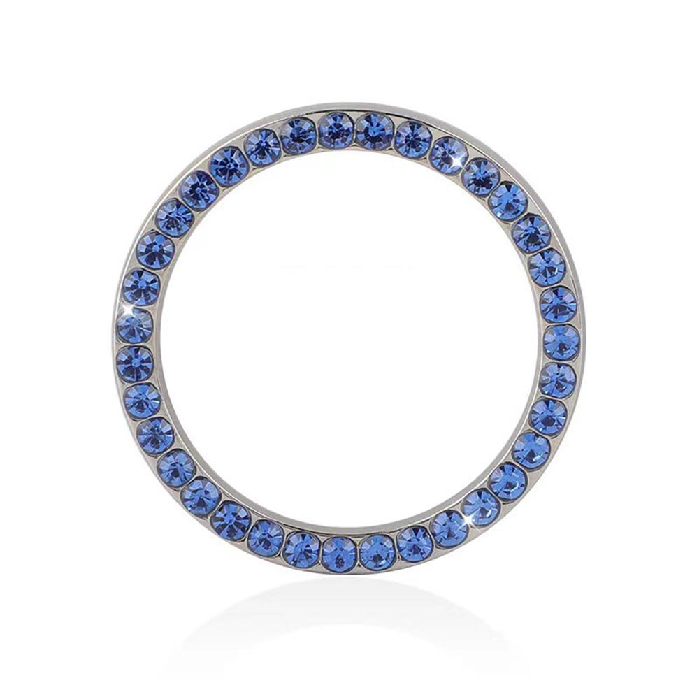 Запустите декоративное кольцо для автомобильных изделий одним нажатием кнопки запуска. Декоративное кольцо вручную инкрустировано бриллиантами.