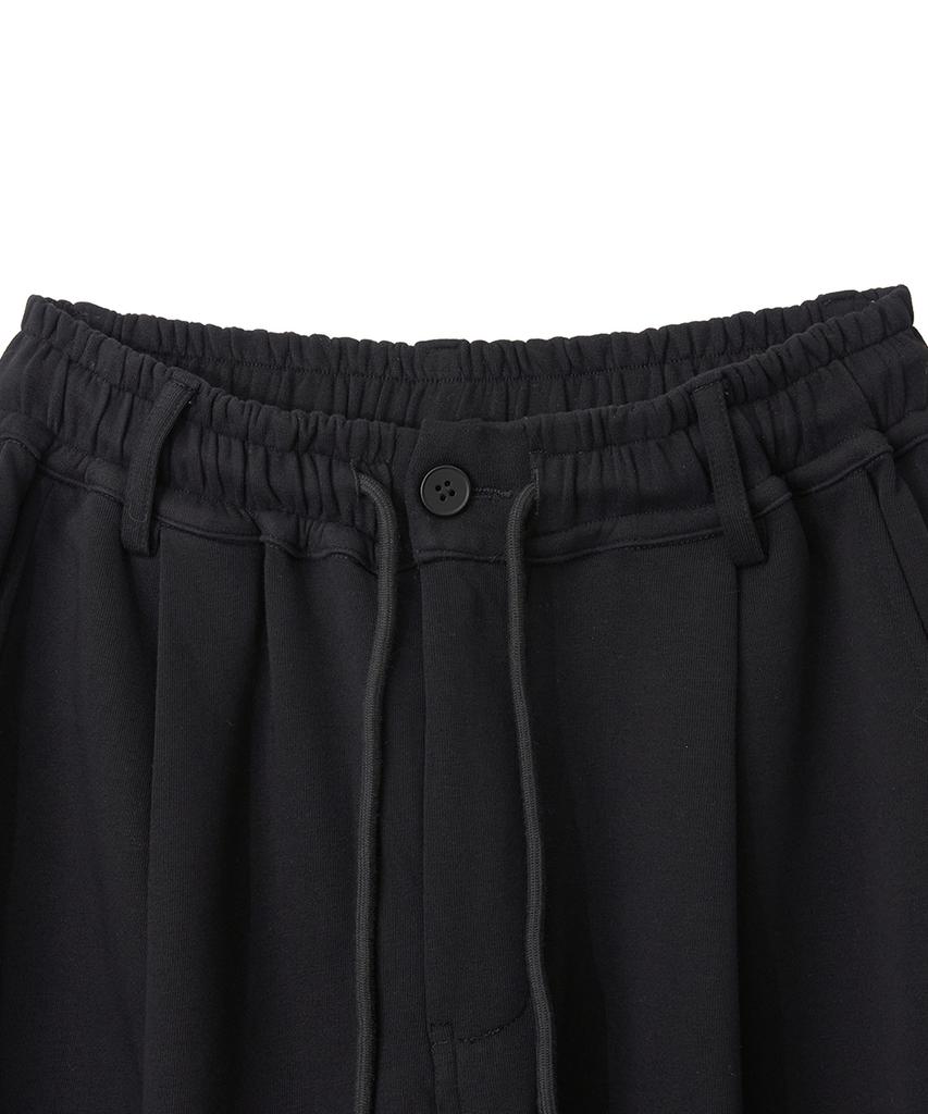HOOVES Double Weaving Wide One-Pleat Sweatpants [Black]