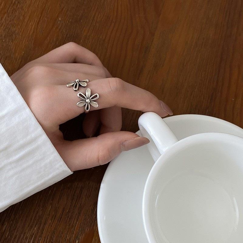 XIYANIKE Vintage Hollow Flower Open Finger Rings For Women Girl Fashion New Jewelry Lady Gift Party Dropship anillos mujer