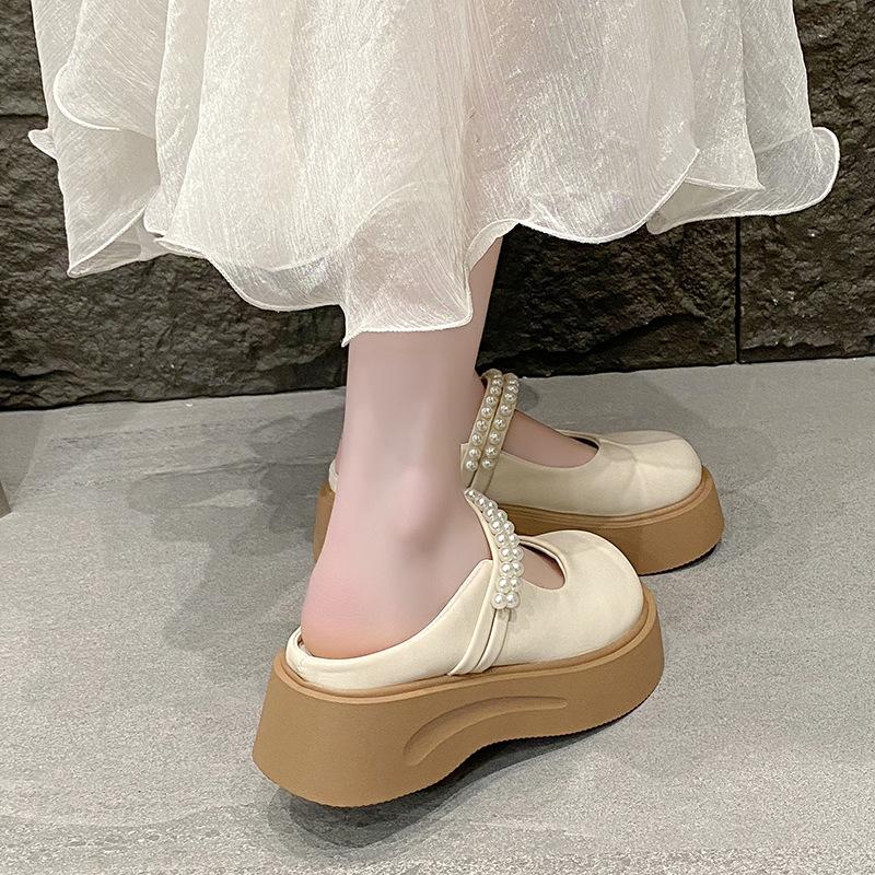 Thick-soled Bag Head and Half Slippers, Women Wear New Pearl Fairies In Spring and Summer, and Mary Jane Single Shoes Women with One Pedal.