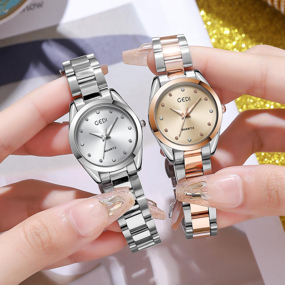 Retro Light Luxury Steel Band Watch, Chic Rhinestone, Elegant and Fashionable Quartz Watch, Temperament Disc Watch for Women