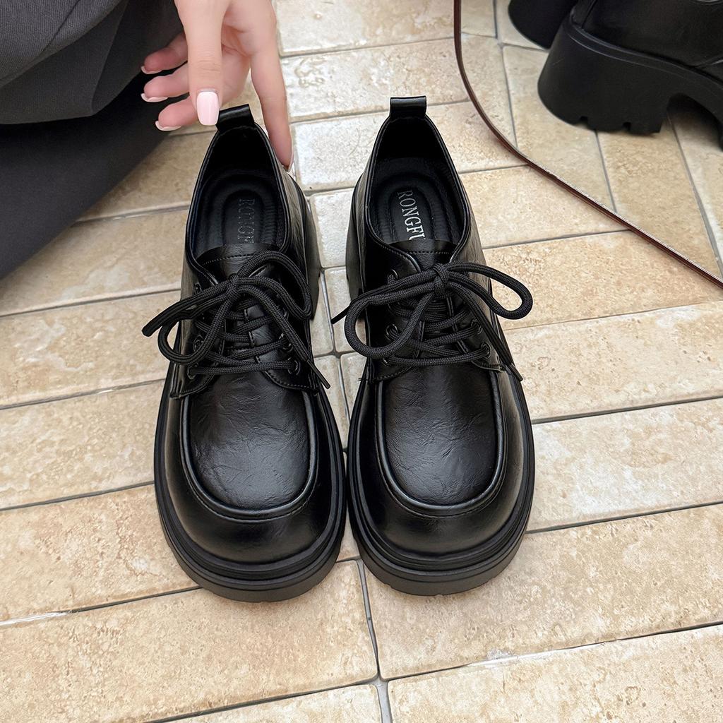 Маленькие кожаные туфли в британском стиле женские 2025 лето новый ретро японские на толстой подошве с увеличением роста на шнуровке туфли-лоферы интернет-знаменитости женские сингл