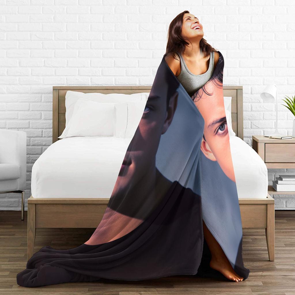 Warm Soft BlanketStudents Travel Luis Miguel Throw Blanket  Flannel Bedspread For Outdoor Graphic Sofa Bed Cover
