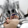 Портативный набор инструментов из 58 предметов: отвертки с магнитными насадками для электроники, включая крестовые, шестигранные и плоские.
