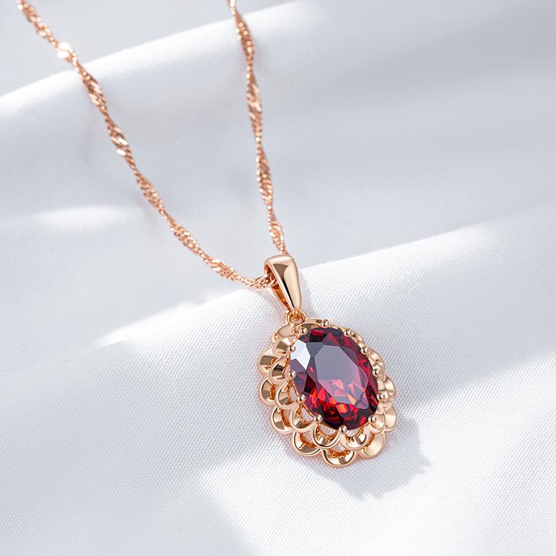 Oval Red Zircon Women's Necklace Hollow Texture Large Pendant Golden Boho Vintage Jewelry Simple Luxury Accessories