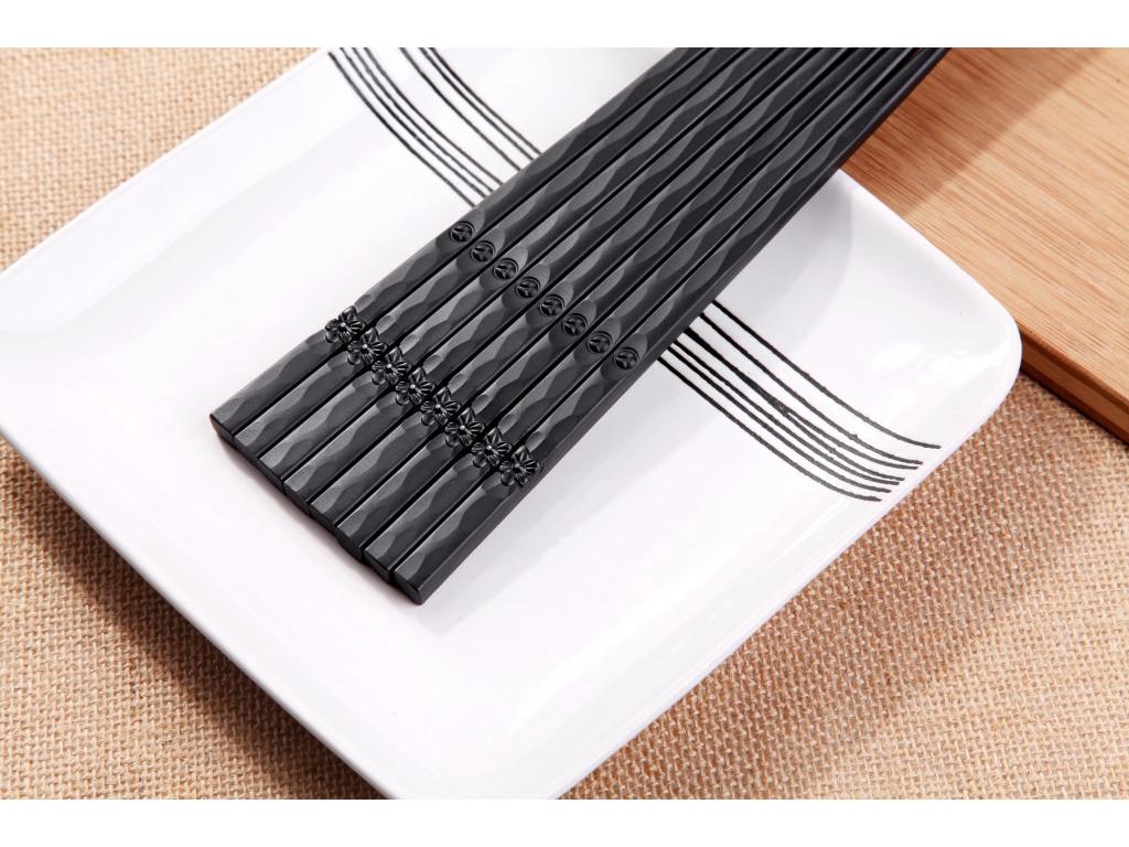 Набор палочек для еды из матового сплава в японском стиле для использования дома и в отеле