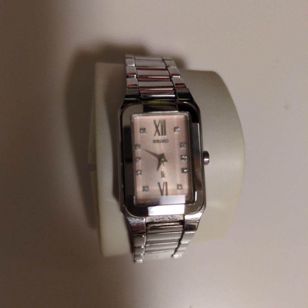 Used Seiko Lukia Ladies Watch Pink