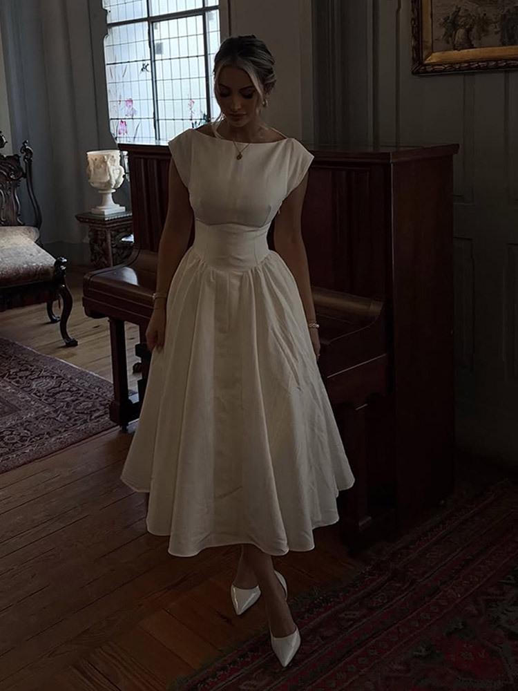 Элегантное длинное платье без рукавов с одним плечом и открытой спиной, весна/лето 2025