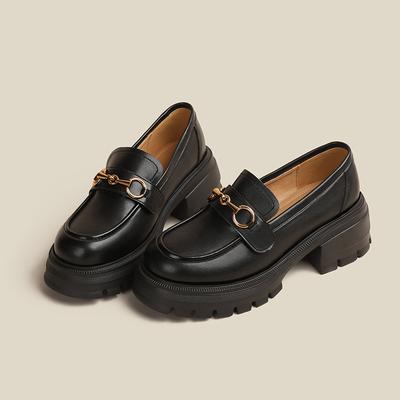 Ветер черные глянцевые туфли на одной педали маленькие кожаные женские ретро одинарные туфли