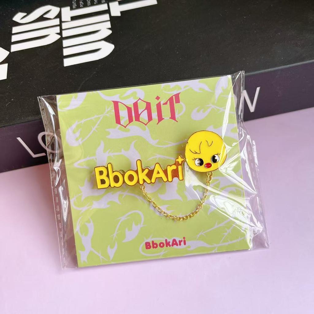 K-Pop New Stray Kids Cute Cartoon Badge Felix Bangchan Skzoo Creative Cute Series Sweet Collar Badge Peripheral Gifts