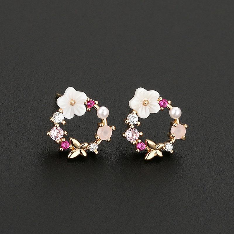 Elegant Pearl Shell Flower Stud Earrings For Women Sweet Temperament Spring Summer Jewelry