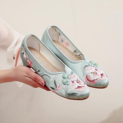 [Fallen Butterfly] Весенние новинки 2024 года, старинные и элегантные женские туфли с острым носком, обувь на среднем каблуке из старой пекинской ткани, универсальные туфли-чонсамы