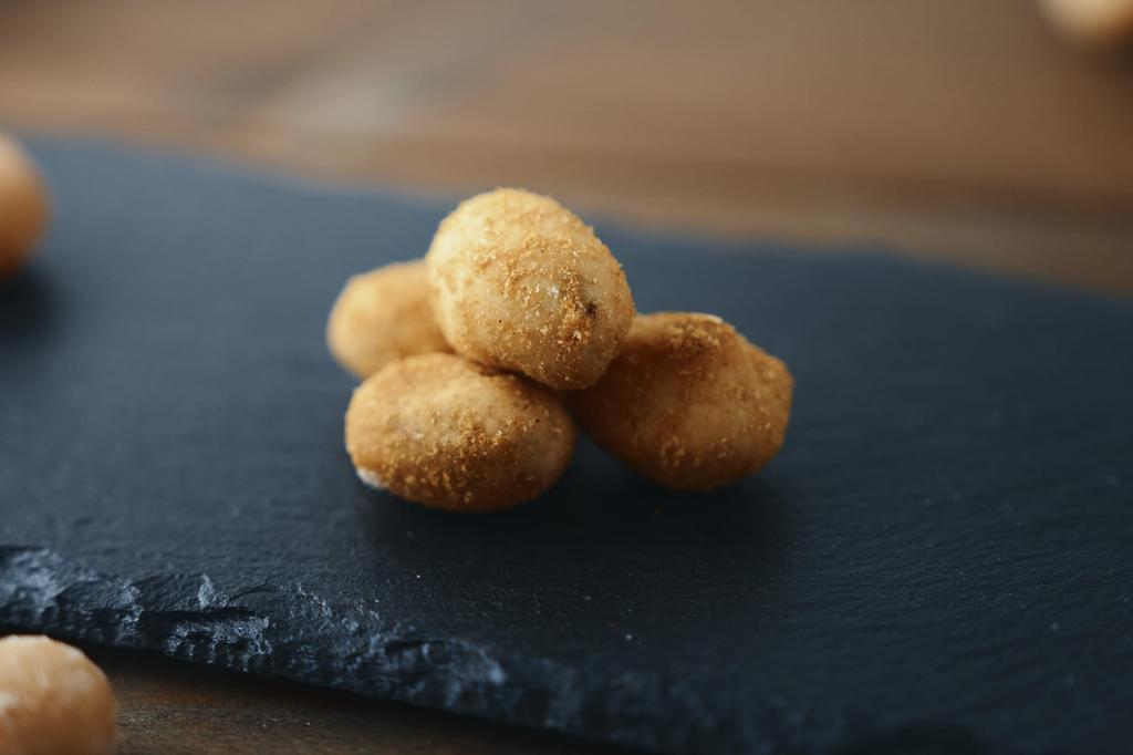 Spicy Kobo Curry Pistachio Ziplock Commercial Use Snacks Snacks Nuts Rich Crunchy Texture (400g / Bag)