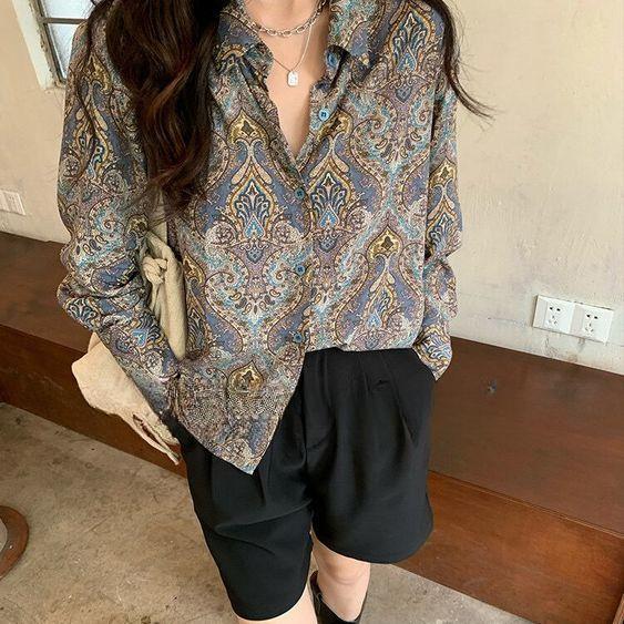Floral Shirt for Women with Hong Kong Style Retro Charm A Unique Small Top A High-end Sun-protective Shirt