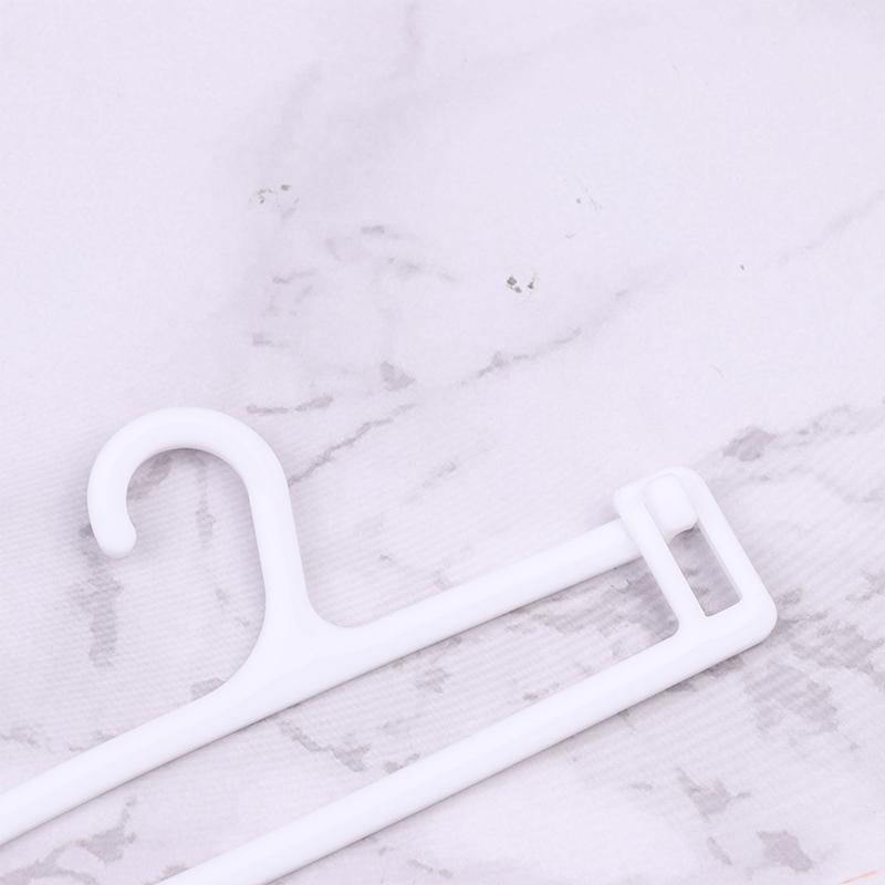 10 шт./лот мини-вешалки для кукол аксессуары для кукольного гардероба одежда для кукольного домика игрушка