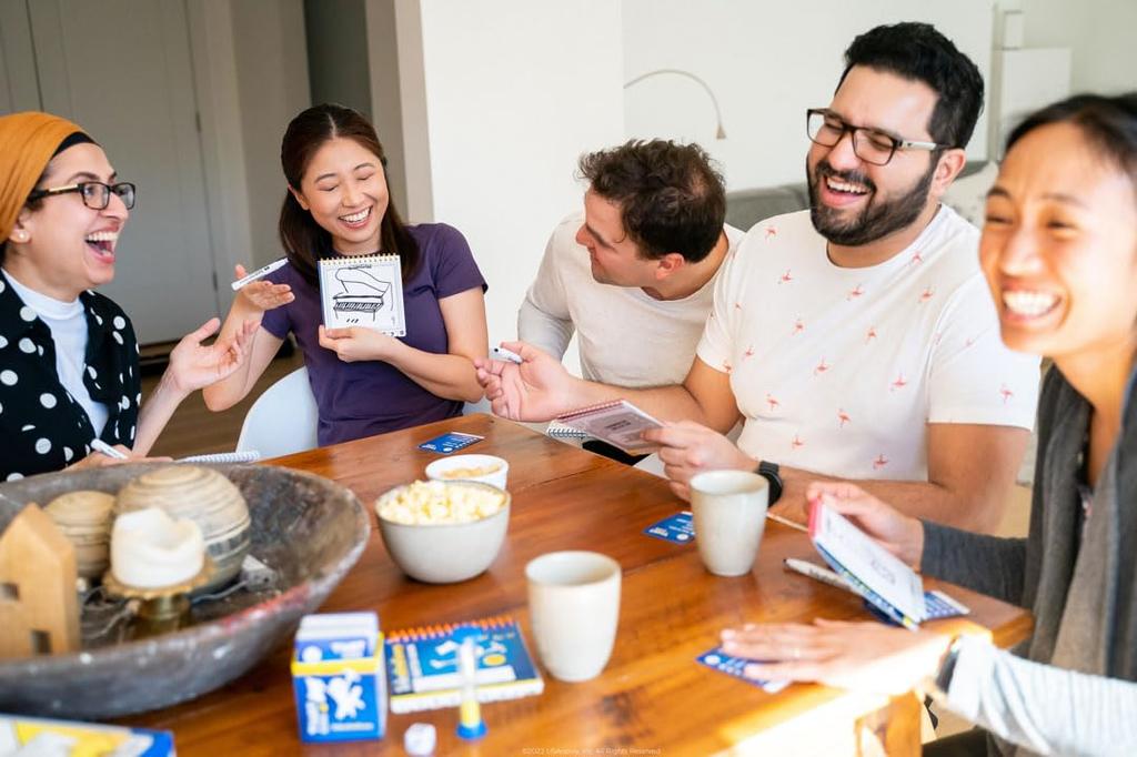 Настольная игра «Телестрации»