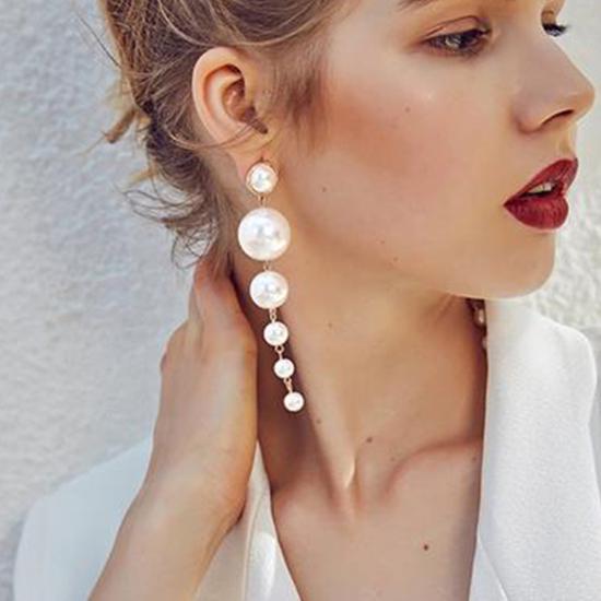 Элегантные женские серьги с искусственным жемчугом