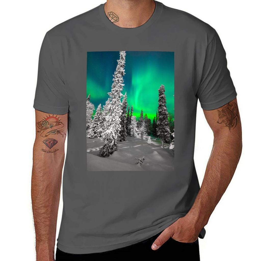 Northern Lights Aurora Borealis Arctic Winter Alaska Tshirt Holiday Lightweight Tshirt