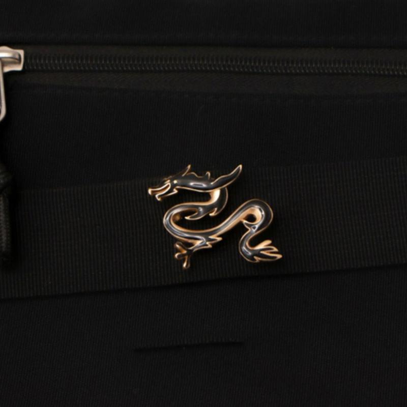 Vintage Dragon Brooch Retro Badge Fashion Jewelry Trendy Fashion Accent Dragon Shape Lapel Pin for Fashion Enthusiasts