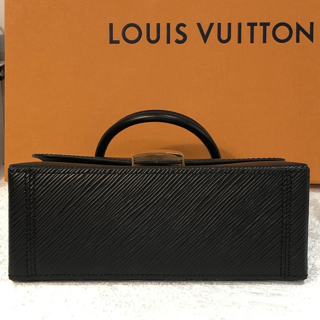 [Pre-Owned] Locky BB Metal Lock Leather Padlock Handbag Shoulder Bag Regular - Excellent #U31SQI