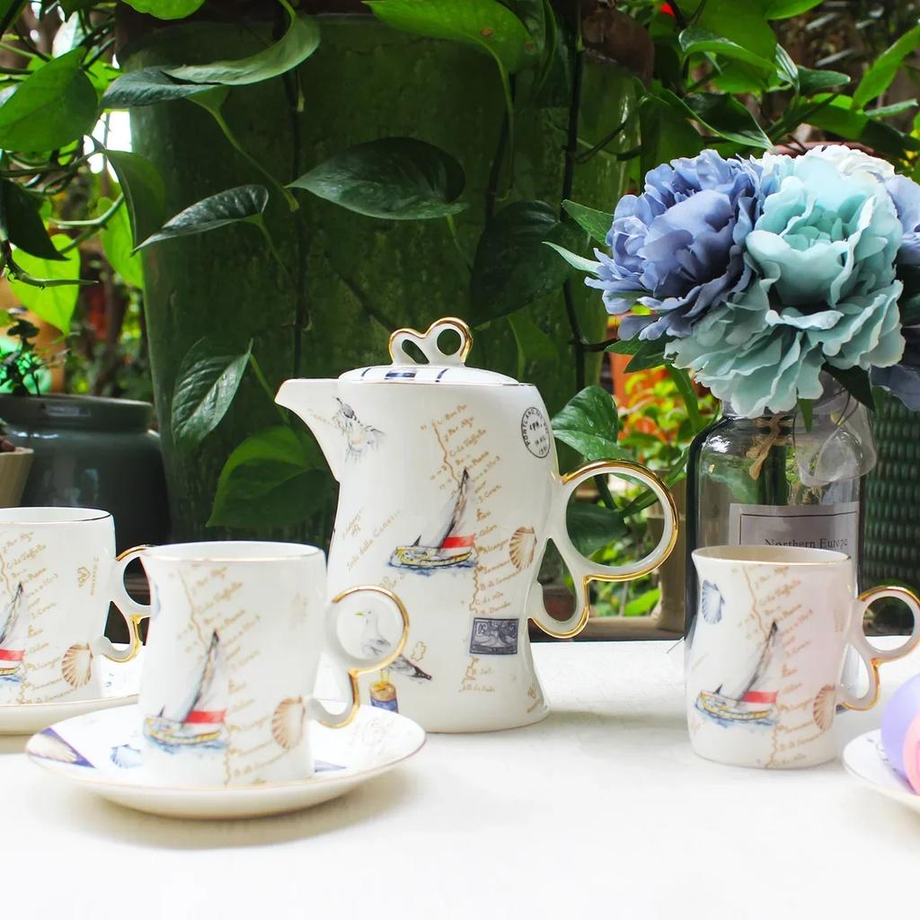 Европейский керамический кофейник, керамическая чашка, цветочный набор для заваривания чая, 1 чайник, 4 чашки, блюдце, набор для послеобеденного чая, красная чайная чашка в подарок