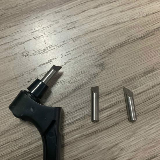 Craft Cutting Pen with 360-Degree Rotating Blades Stainless Steel Art Cut Tool with 3 Interchangeable Blades Crafting Cutter for Stencil Scrapbook DIY