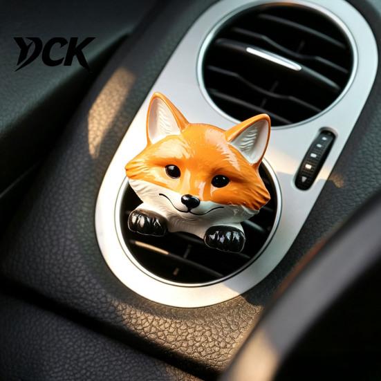 Creative Car Air Vent Ornament Outlet Clip, Raccoon/Fox/Kangaroo/Polar Bear/Guinea Pig Shape, Universal Small Fragrance Accessory Fit Ornament,