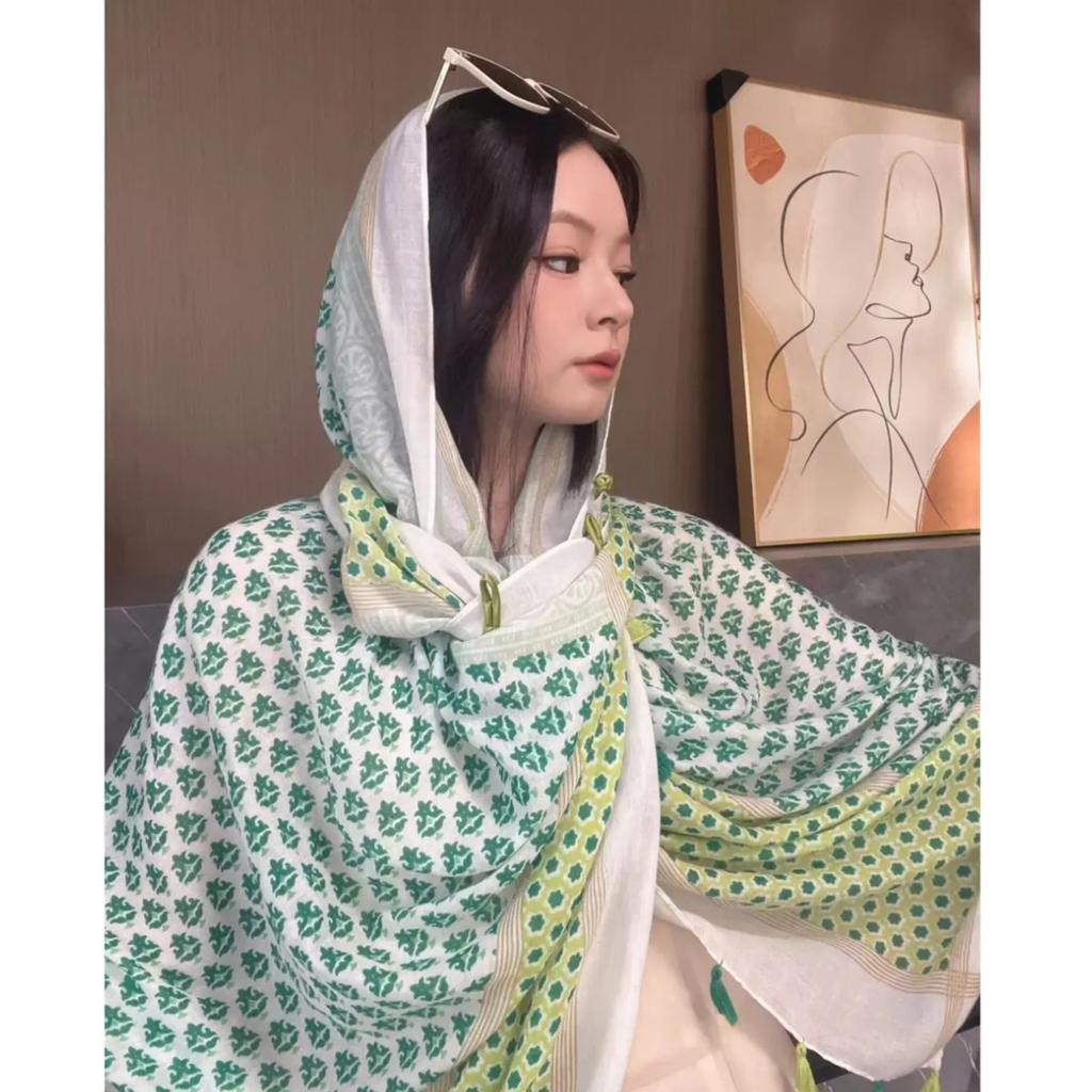 Skin Friendly And Breathable Warm And Versatile Home, Autumn And Winter Women'S Travel Shawl, Thick Cloak, Air Conditioning Blanket