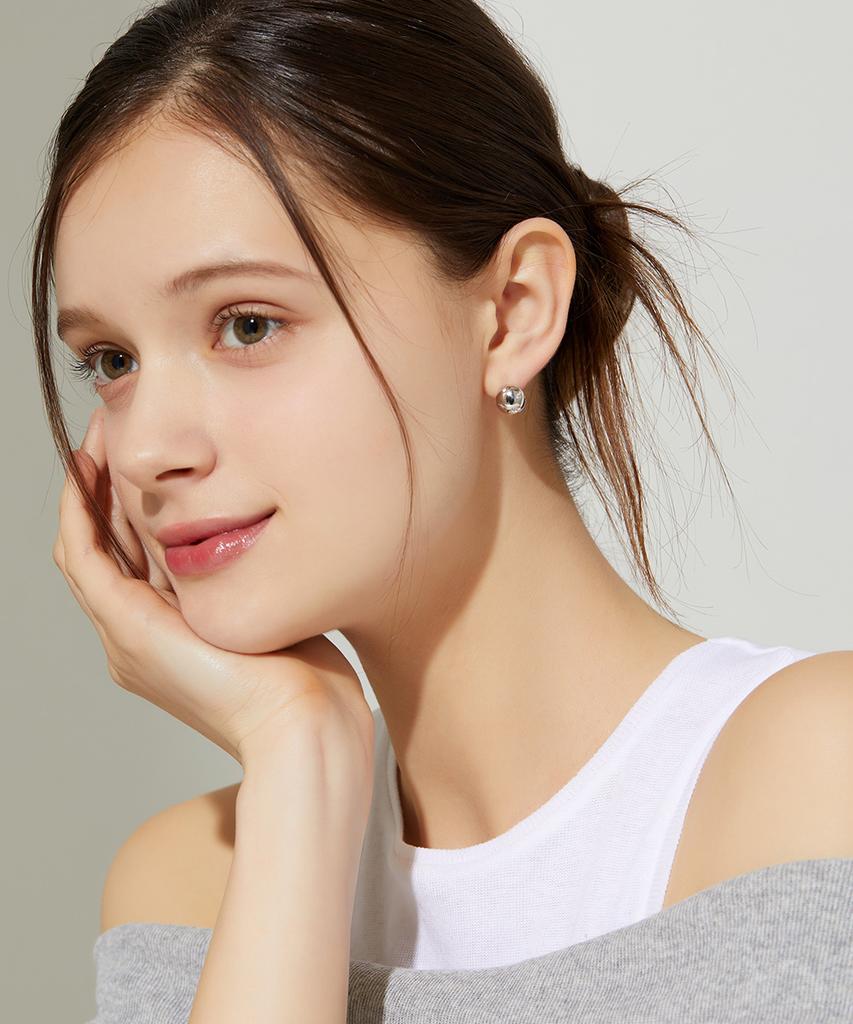 Серьги-пусеты Stonehenge Silver Ball с одним щелчком Sc25B18E