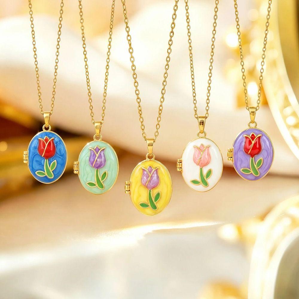 Opening and Closing Lid Photo Locket Pendant Necklace Sweater Shirt Accessories