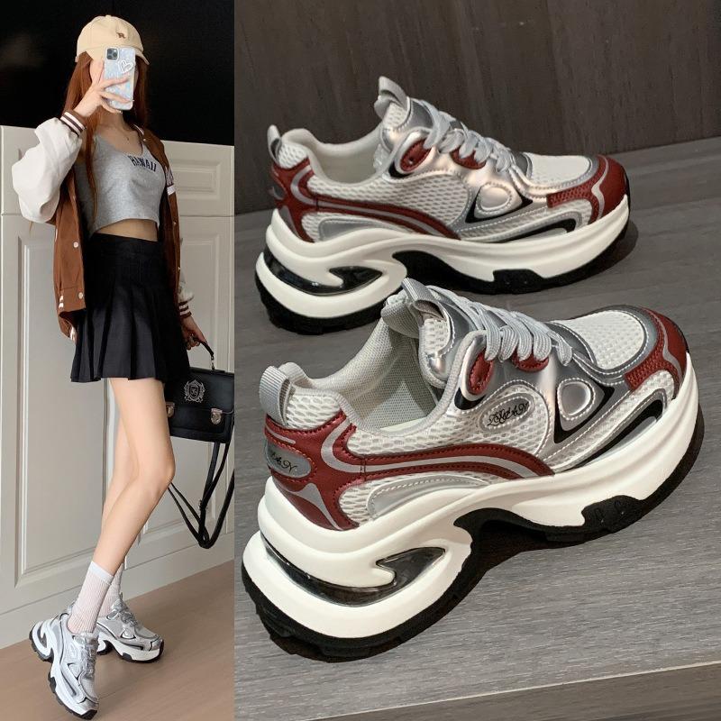 Women's Spring New Thick-soled Small Men Increase Their Height and Show Their Feet. Small Casual Sports Shoes