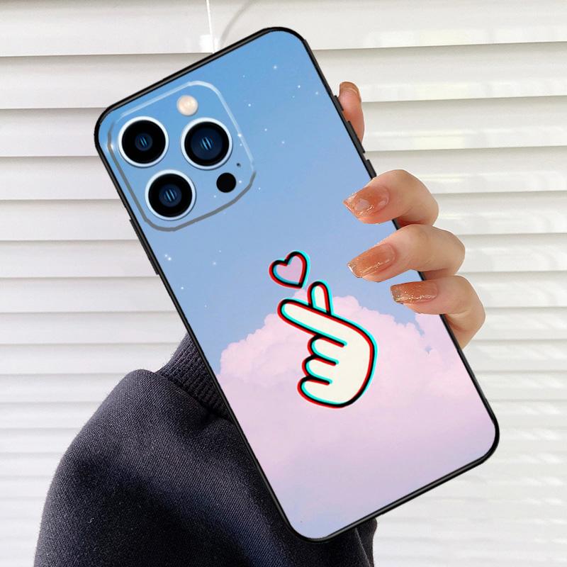 Чехол на телефон 'Рука держит луну, пальцевое сердце' Для iPhone 16 14 13 12 11 15 17 Pro Max mini 15 16 Plus 16e 17 Air Cover Fundas