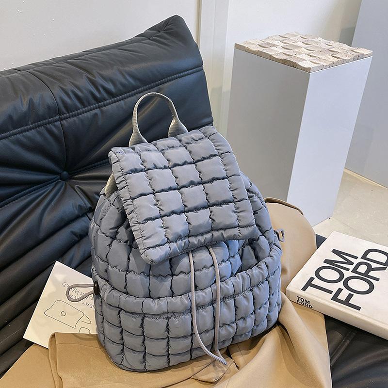 Нишевый повседневный простой дизайн женский летний рюкзак-ветер плиссированный облако модный пуховый хлопковый клетчатый рюкзак на шнурке