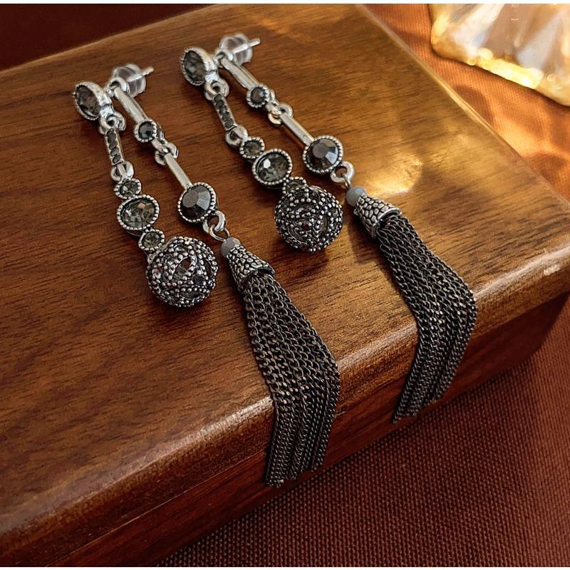 Ретро Серьги Дизайн Чувство Личности Универсальные Серьги Серьги Этнический Стиль Высококлассные Серьги