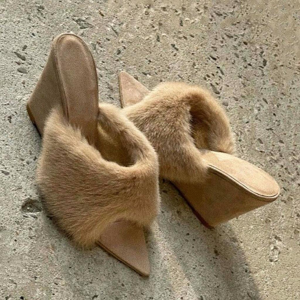 Sexy Spice Girl Fluffy Open-toed One-Word Slippers Design Sense Pointed Wedge Heel High Heel Boots