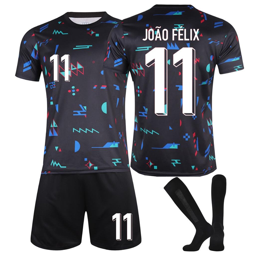 2425 Комплект футбольной формы Португалии: футболка, шорты и носки. Новый комплект шорт и носков. Взрослый и детский размеры.