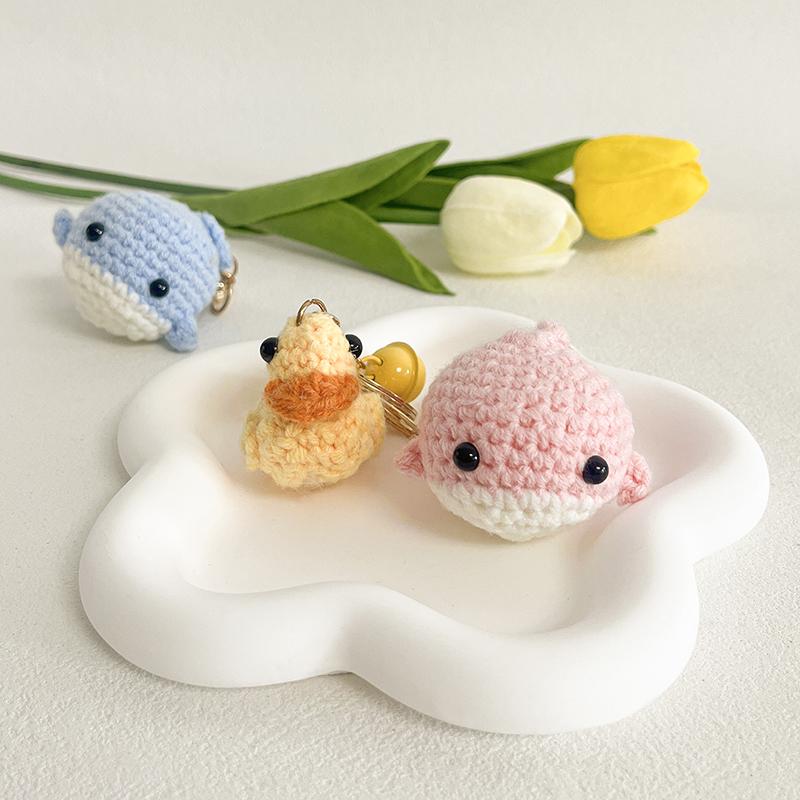 Creative Wool Handmade Woven Whale Little Yellow Duck Cute Cartoon Couple Pendant Car Decor for Girls Boy Gift Bag Charm