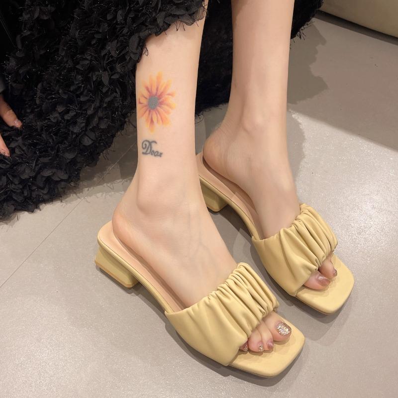 Fashion 2024 Summer New Fashion Square Head Open Toe Solid Color Comfortable Large Size Slippers for Women Wearing High Heels Outside