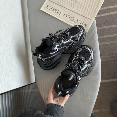 Универсальные сетчатые кроссовки на толстой подошве на шнуровке однотонные спортивные кроссовки «папины кроссовки» Darth Vader женские осенние новые модели