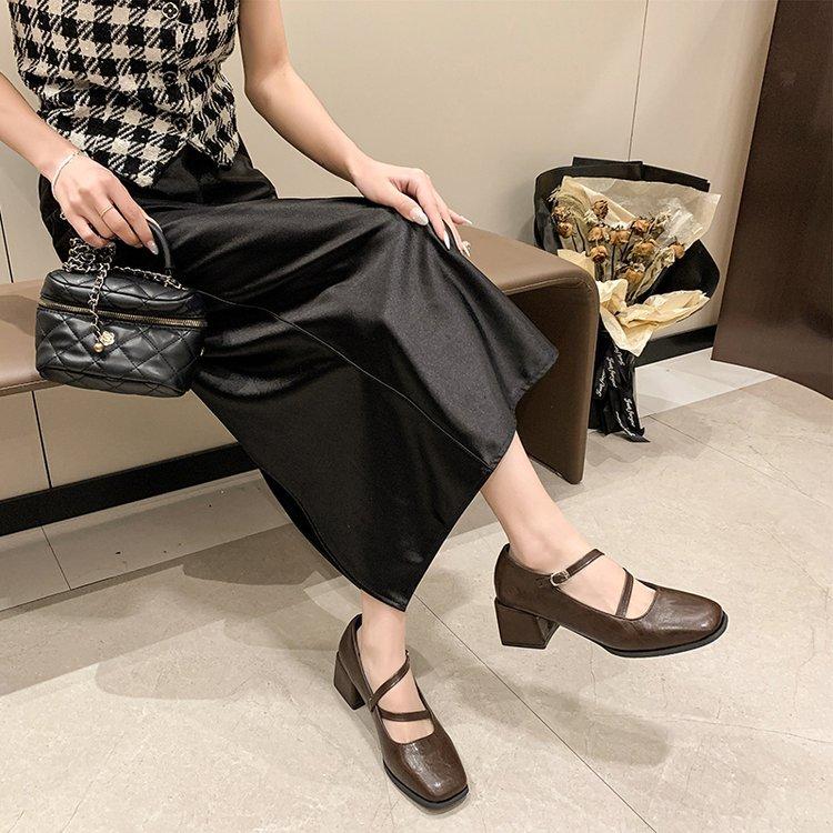 [Youshilai] Retro Square Head with Single Shoes for Women's Spring 2025 New High-end Shallow Mouth Mary Jane Shoes