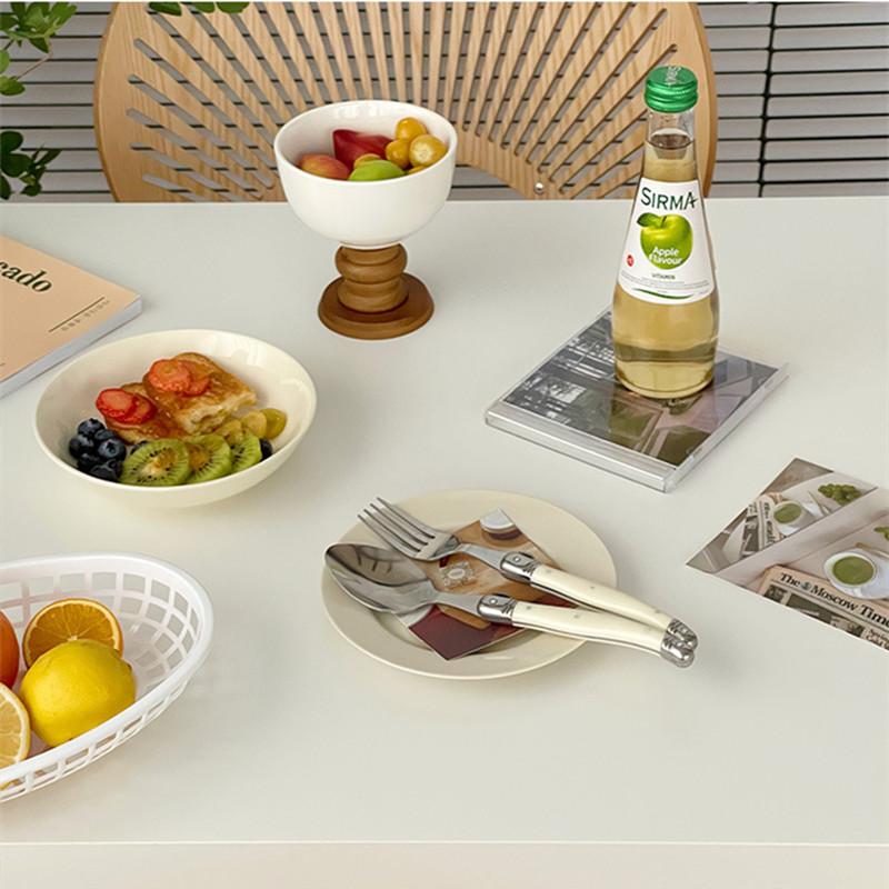 Набор столовых приборов Laguiole из 24 предметов Нож для стейка Вилка Суповая ложка Чайная ложка Ручка из пластика цвета слоновой кости Нержавеющая сталь пищевого класса Столовая посуда