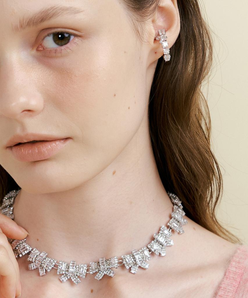 Matias Mini Bold Choker