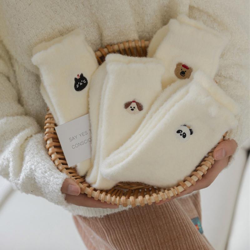 Cartoon Mink Velvet Thick Women's Socks Thick Fleece White Mid-tube Socks Winter Socks