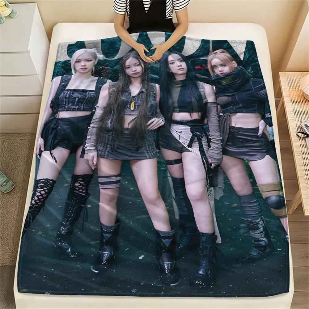 1 шт. Фланелевое одеяло с принтом BLACKPINK, Высокое качество, Для всех сезонов, Декор для дома, Тепло и уют, Идеально для рождественских подарков