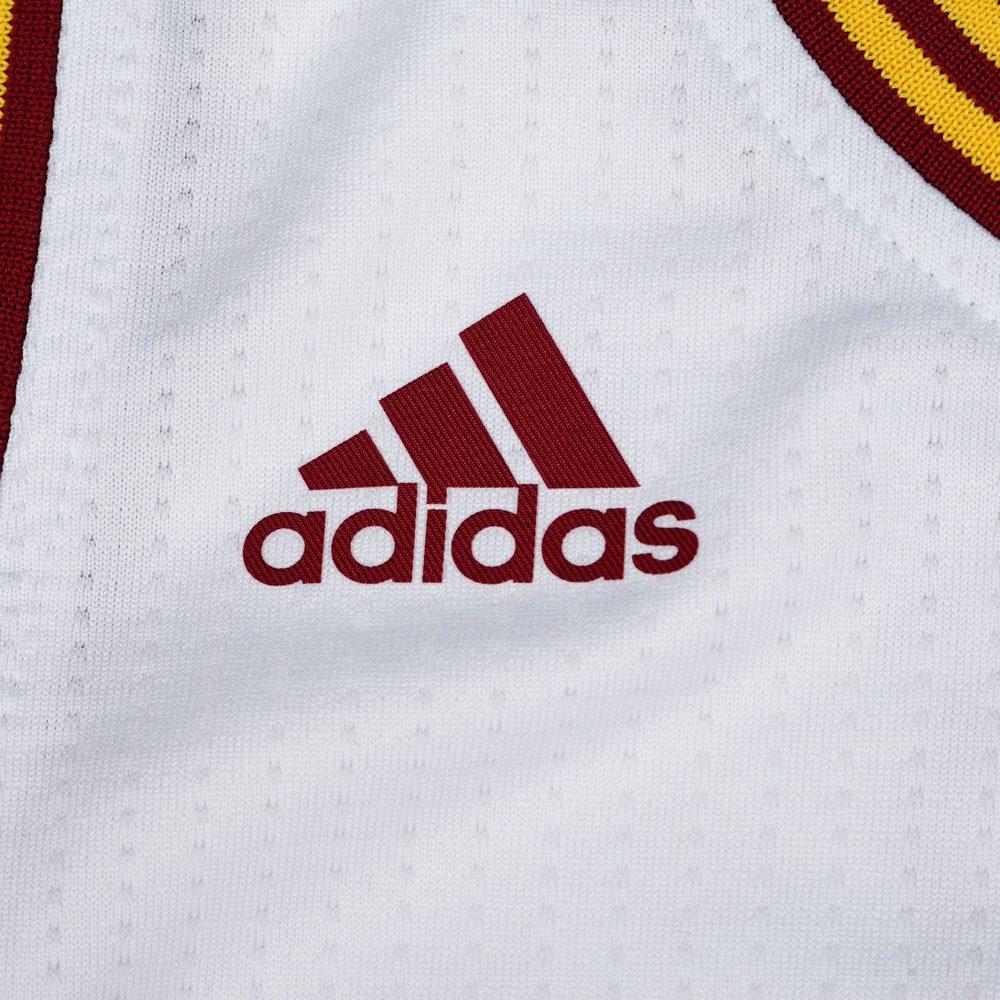 adidas Баскетбольная форма НБА Кливленд Джеймс Кливленд Кавальерс Swingman Мужская Белая A61200