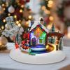 Анимация Рождественская Деревня Железнодорожная Станция Предварительно Подсвеченная Смола Коллекционная Фигурка Здания с Вращающимся Поездом Внутренняя Рождественская Сцена